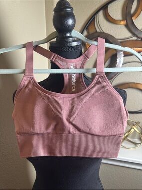 New Balance Women's Dusty Rose Seamless Racerback Sports Bra